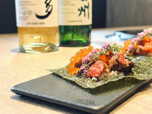 Grilled wagyu beef and salmon roe hand roll