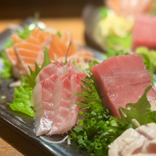 お肉だけでなく、海鮮・各種つまみもご用意しております。