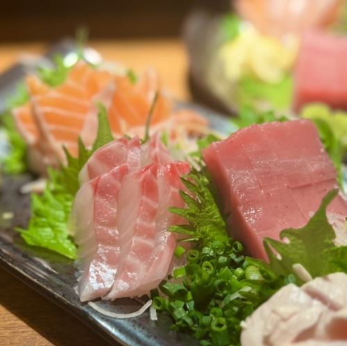 お肉だけでなく、海鮮・各種つまみもご用意しております。