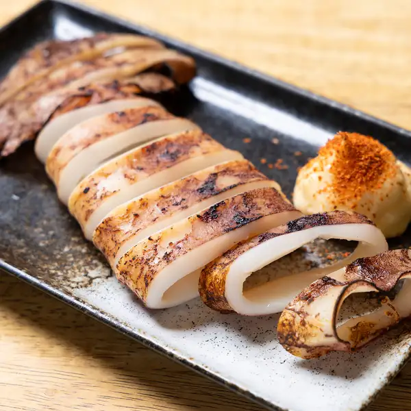 お肉だけでなく、海鮮・各種つまみもご用意しております。