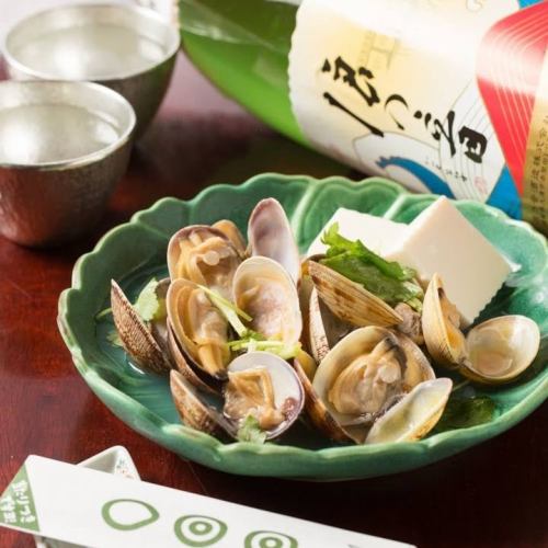 Steamed clam with sake