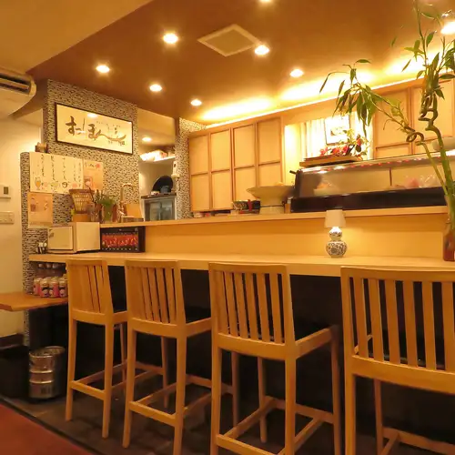 親しい仲間と落ち着ける席