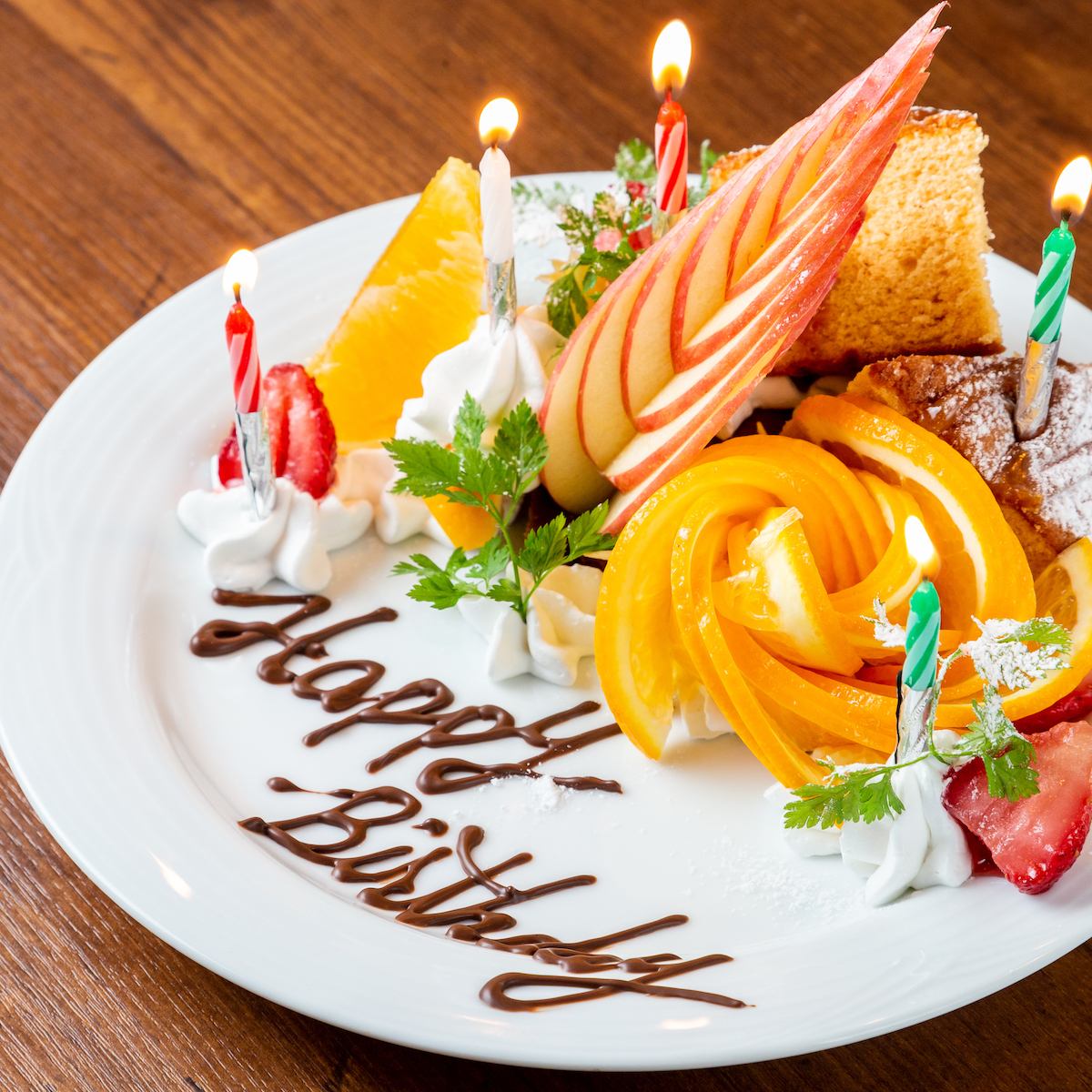 宝箱デザートプレート♪時間無制限飲み放題でお祝い！完全個室も