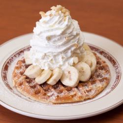 バナナ エスプーマクリームとマカダミアナッツ