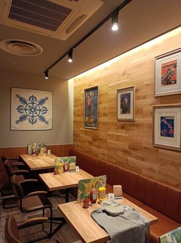 ようこそ！ハワイの風が吹き抜ける非日常空間へ