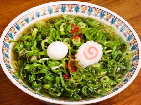 Kujo green onion Chinese noodles