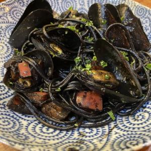 墨魚汁貽貝番茄