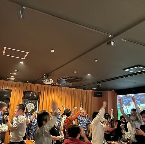 代表戦も大勢で観戦可能!