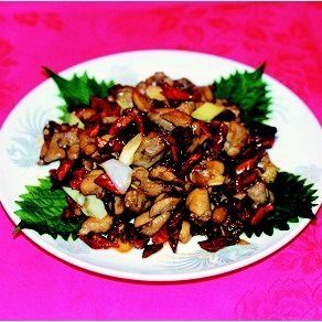 23. Stir-fried young chicken and Sichuan-style spicy