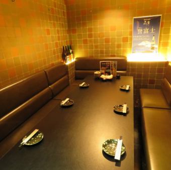 Fashionable complete private room seats are also available.Please use it for your loved one's banquet.