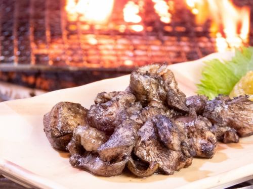 Charcoal-grilled young chicken thigh