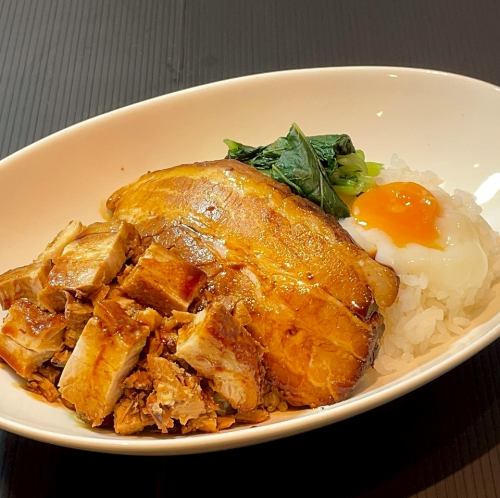 【人気爆発!】ルーローハン◆厚切りチャーシューとサイコロ状のチャーシューを贅沢に♪並1375円(税込)~