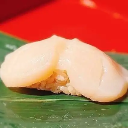ホタテ　寿司
