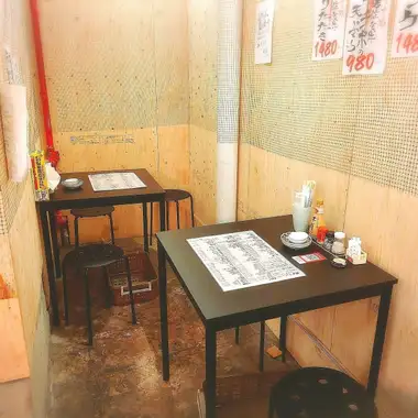 ≪하나레≫흡연 2분×2석 요금 있어 통통석료 330엔(부가세 포함) 푸드 코스를 이용의 경우는 받지 않습니다