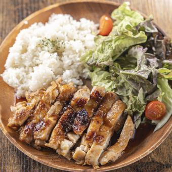 ランチセット（ドリンク付きでお得なセット）