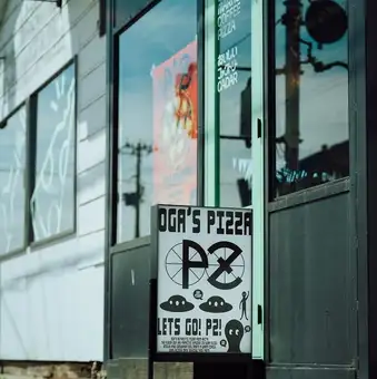 24名様~最大70名様まで店舗まるごと貸切可能!会社の大規模な宴会や歓送迎会、結婚式の二次会など、団体様でのパーティーは大歓迎です!広々としたお洒落な空間を独占して、こだわりのピザ専門店ならではの極上料理とお酒を楽しめます。演出やご予算など、まずはお電話にてお気軽にお問い合わせください♪