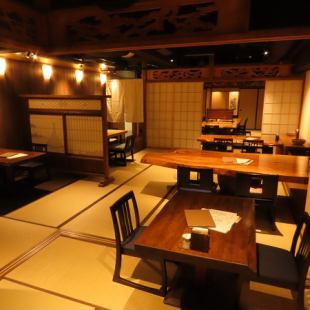 25名様以上での貸切にも対応しております。慶事・法事から会社のご宴会、同窓会など、幅広い集まりにふさわしい落ち着いた空間です。たコースも各種ご用意しており、ご希望の内容に合わせてお選びいただけます。心ゆくまで和やかな時間をお過ごしください。