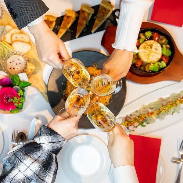 【新登場】女子会プラン　乾杯用スパークリングワイン＋全8皿＋自家製ドルチェのお土産付き5000円