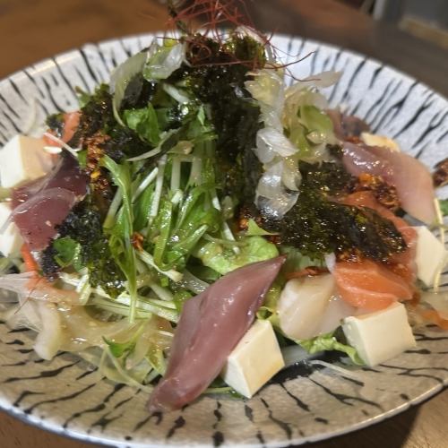 海鮮と豆腐のピリ辛チョレギサラダ