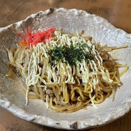 Wソースの肉もやし焼そば