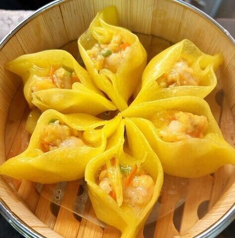 Steamed honeycomb tripe (1 piece) / Steamed dumplings with mixed ingredients (3 pieces)