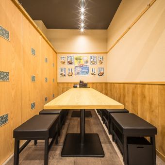 三宮駅徒歩2分！広々4名個室！当日予約も可能になっております！急な飲み会にもぜひ◎