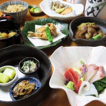 7,700日元套餐+2小时无限畅饮【以四季为主题的9道菜品】