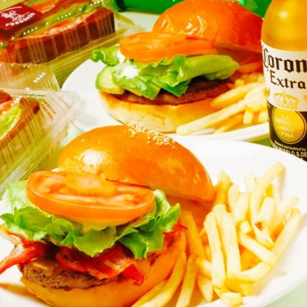 [All 6 types of hamburgers ★ ☆] Potatoes and soft drinks are included for an additional 300 yen !!