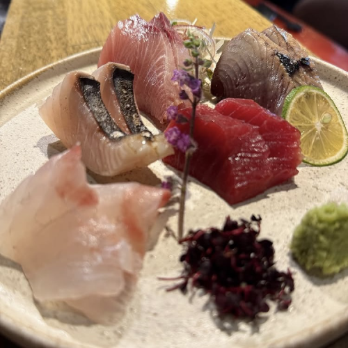 刺身盛り合わせ