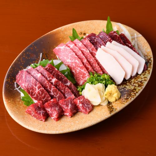 Boasting freshness! Horse meat sashimi platter