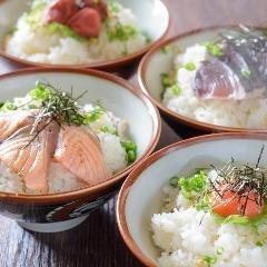 ◎ Yuzu scented dashi chazuke (plum, salmon, takowasa, mentaiko)
