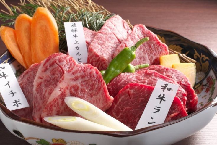 職人厳選こだわりのお肉！手切りにこだわっています！