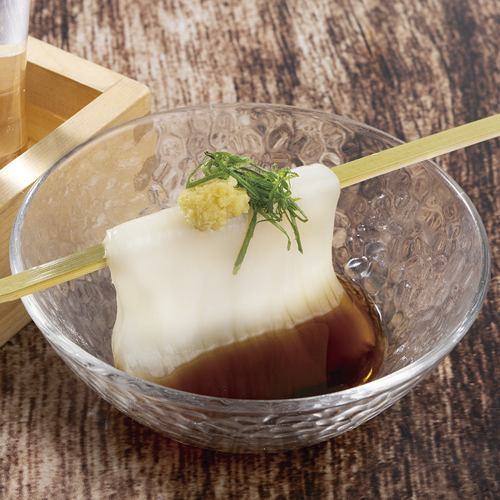 Soba restaurant's bite-sized squid somen noodles