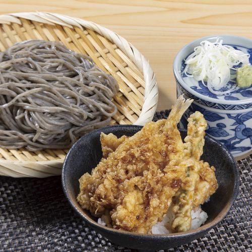 厚身キスとイカの小天丼のセット(冷蕎麦)