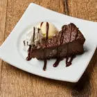 ショコラアイスケーキのバニラ添え