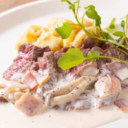 【套餐】牛腩排佐牛肝菌奶油醬