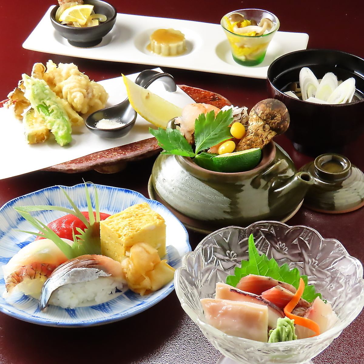 旬の食材や三陸産の海鮮を用いたコースを提供しております♪