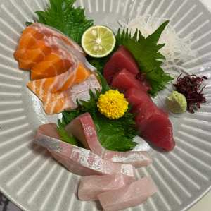 旬のお魚を使ったお造り