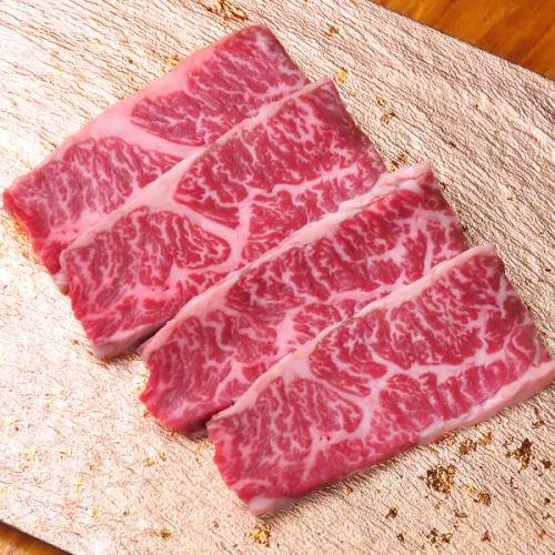 厳選した国産黒毛和牛を希少部位まで楽しめる◎