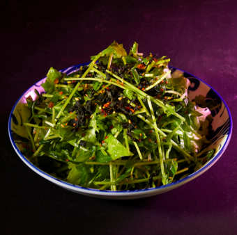 Choregi salad with bean sprouts and crispy seaweed