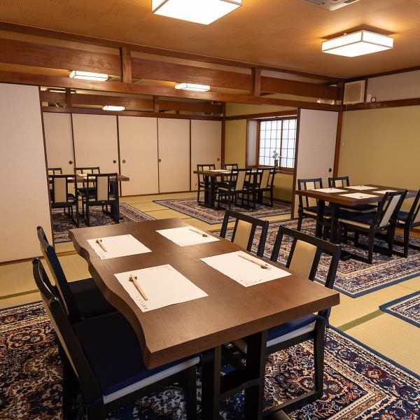 《Zashiki is also available ♪》 We have a tatami room on the 2nd floor that can be used extensively ◎ There are 5 table seats for 4 people in the tatami room.Two of these tables can also be used as semi-private rooms if you can use the partition.For groups, a maximum of 35 people can be reserved on the 2nd floor, so please feel free to contact us when considering it.