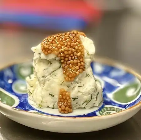 サワークリームとディルのポテサラ