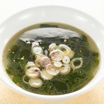 わかめスープ