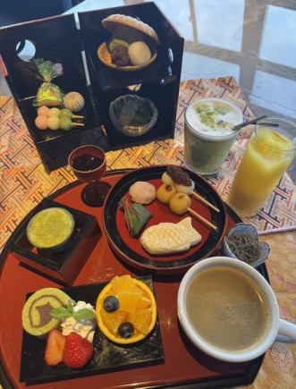 【土日祝限定】ソフトドリンク飲み放題付き　アフタヌーンティー　期間限定価格　1人5000円