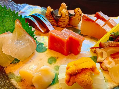 Assortment of 8 kinds of sashimi