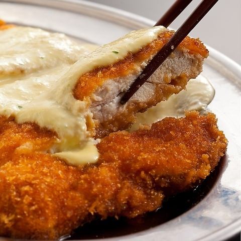 Toritori-tei's Chicken Nanban is big and juicy! We're particular about it!