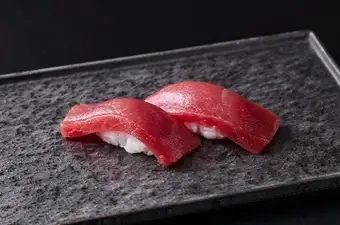 生本マグロ握り 2貫