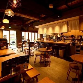 ■■各種宴会のご予約受付中■■半フロアでの宴会もおすすめ！MAX３５名での宴会もOK！美味しい料理を味わいながらワイワイ会話を楽しむことができます。