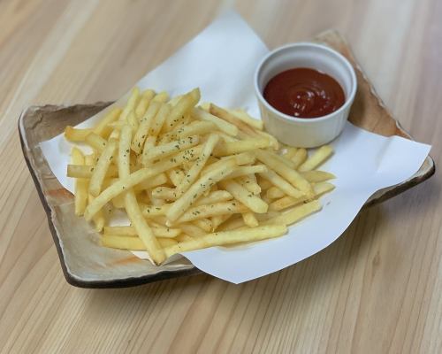 Large french fries (garlic butter)