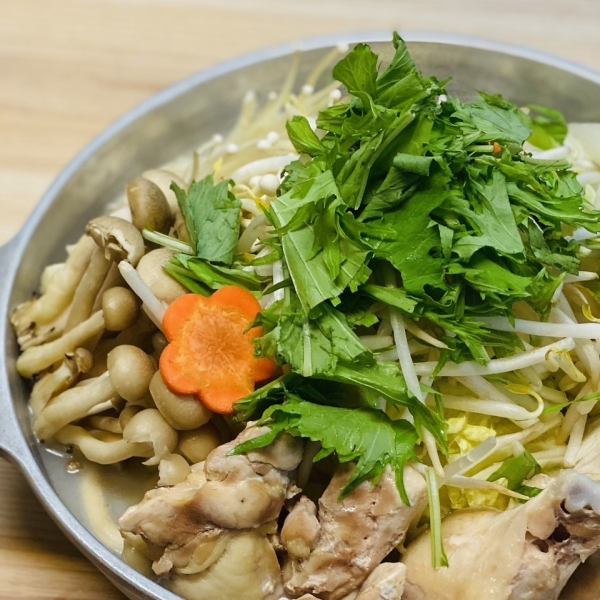 【冬季限定】雞湯火鍋或牛雜火鍋主菜+2小時無限暢飲+10道菜品